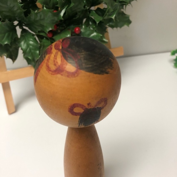 Vintage Signed Bobble Head style Kokeshi Doll 8” Tall Great Condition - Picture 4 of 7